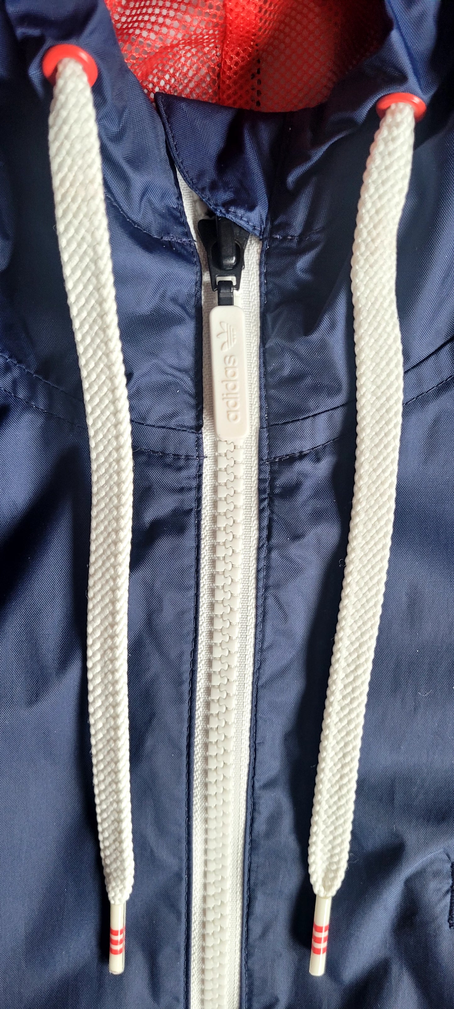 Classic adidas Originals Hooded Windbreaker – Navy - Size M