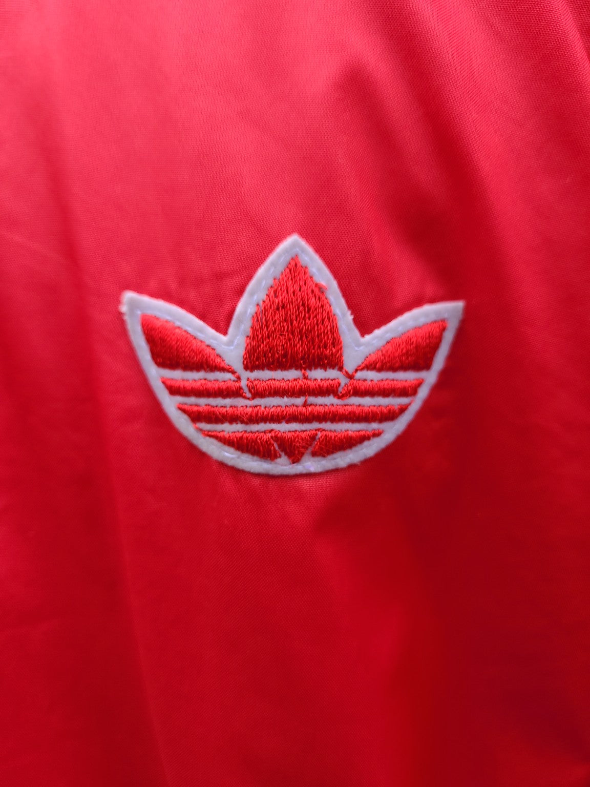 Vintage Descente Red Windbreaker Jacket – Lightweight Hooded - Size L