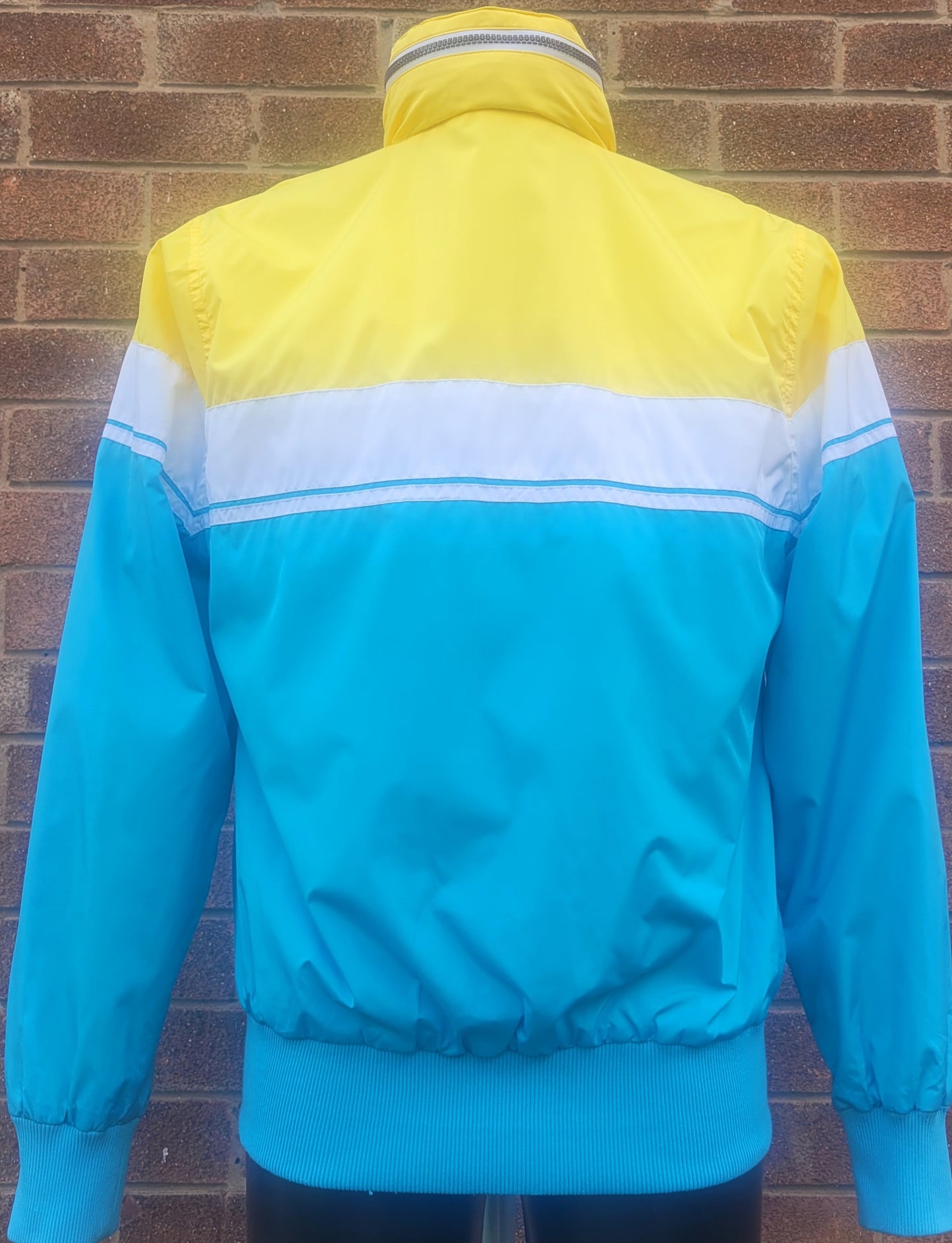 Sergio Tacchini Vintage Colour Block Windbreaker Jacket Yellow Blue White Size Medium