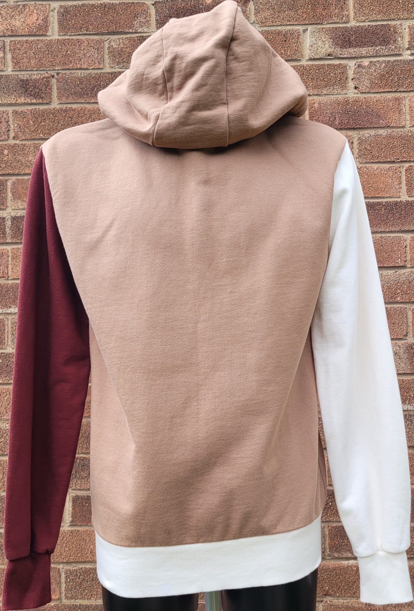 Ellesse Flora Colour Block Zip Hoodie – Sand / Cream / Burgundy Size: UK 12