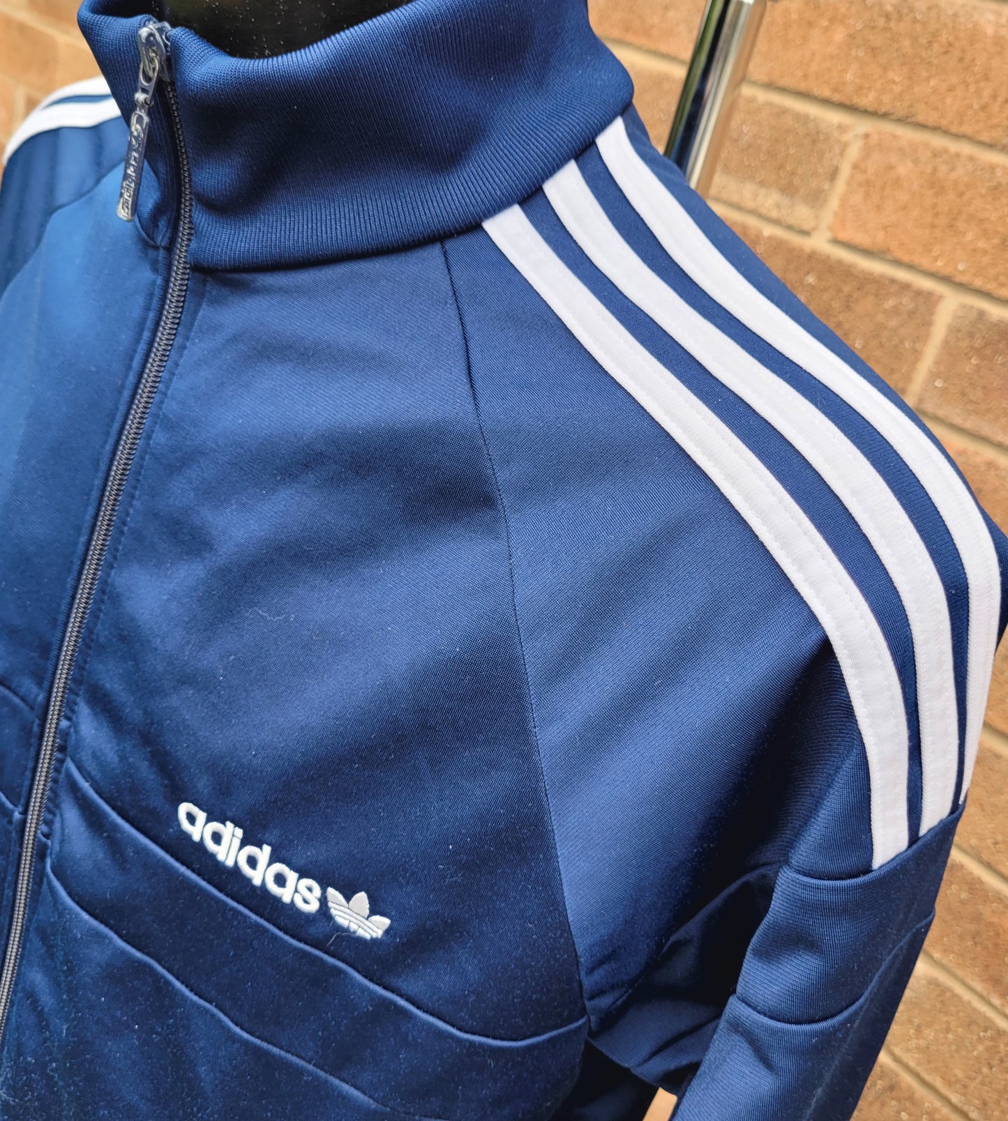 2015 Adidas Originals Navy 3-Stripes Track Top Size: Medium