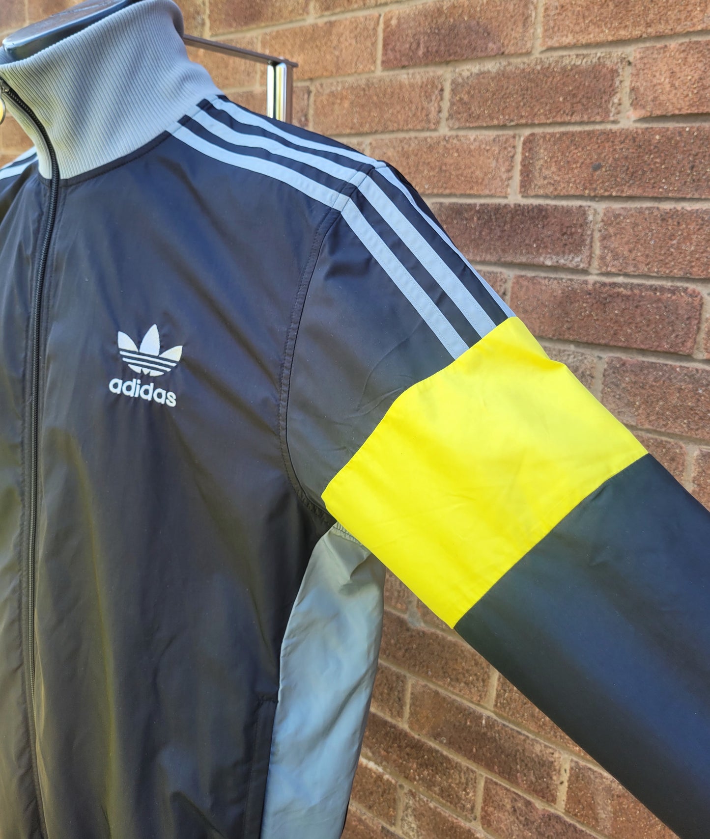 Vintage Adidas Allcourt Originals Track Jacket Black Grey Yellow Trefoil Full Zip Size: L
