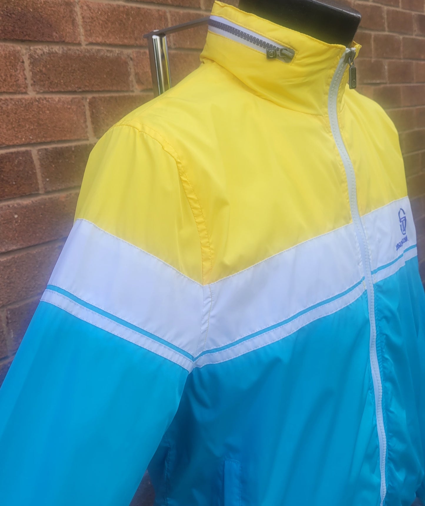 Sergio Tacchini Vintage Colour Block Windbreaker Jacket Yellow Blue White Size Medium