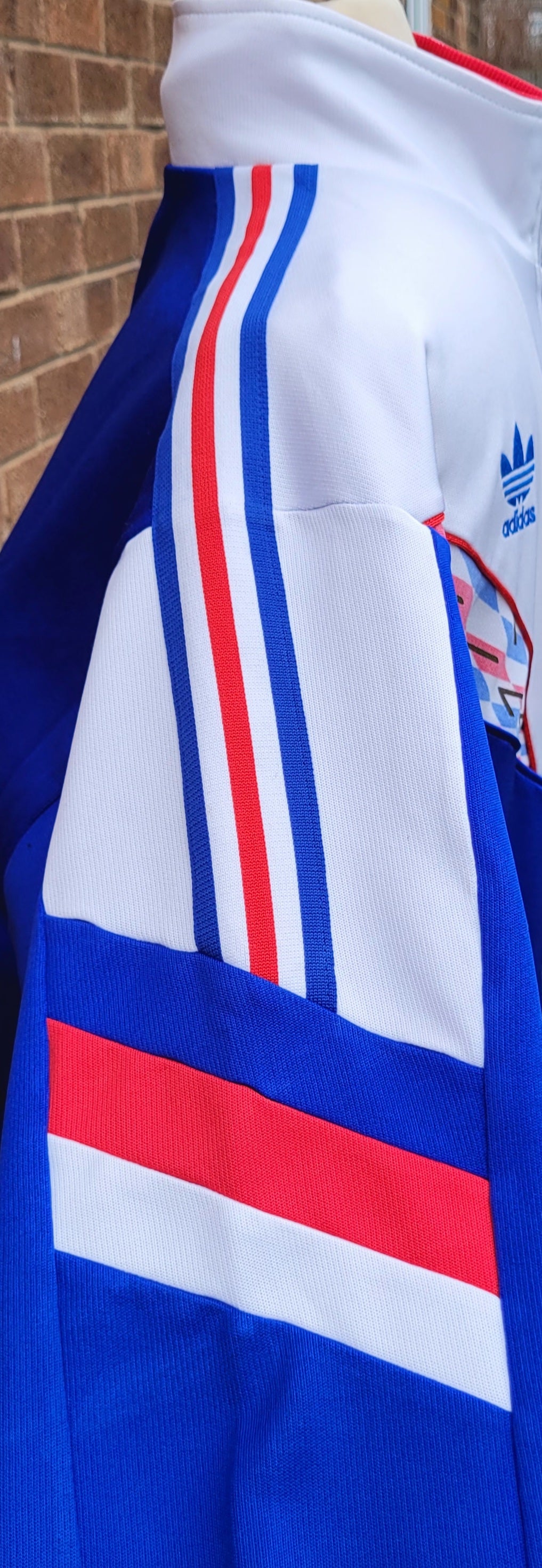 Vintage Adidas Originals Descente Japanese Track Jacket – Blue/White/Red Trefoil Full Zip Size M