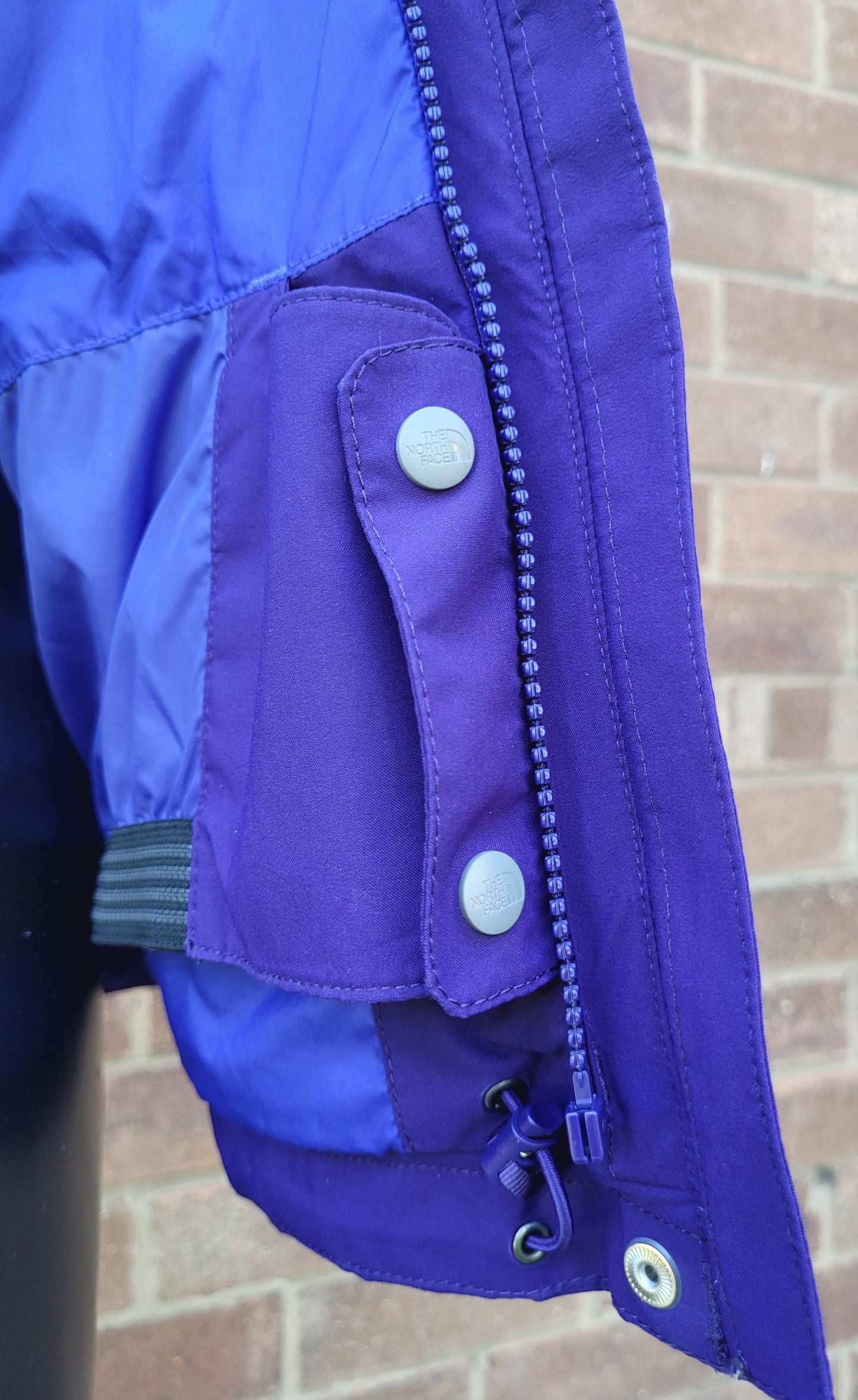 The North Face DryVent Technical Shell Jacket Purple Hooded Coat Size: Medium