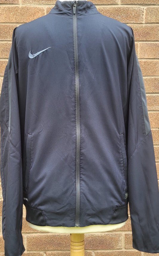 Nike DRI-FIT Authentic Football Black full zip track jacket embroidered swoosh breathable lightweight side zip pockets 