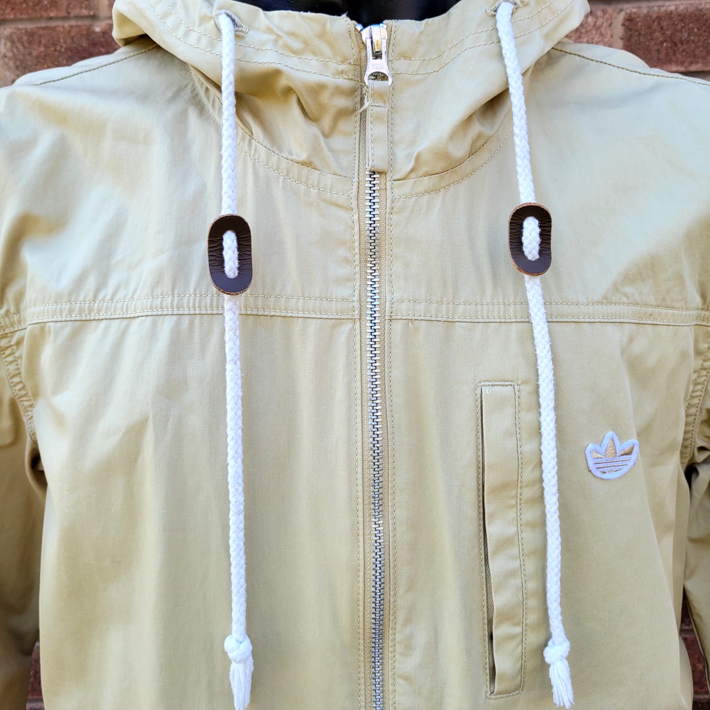 Adidas Originals Hooded Trefoil Utility Jacket Beige  Full Zip Trefoil Logo Men's Vintage Style Size: Medium