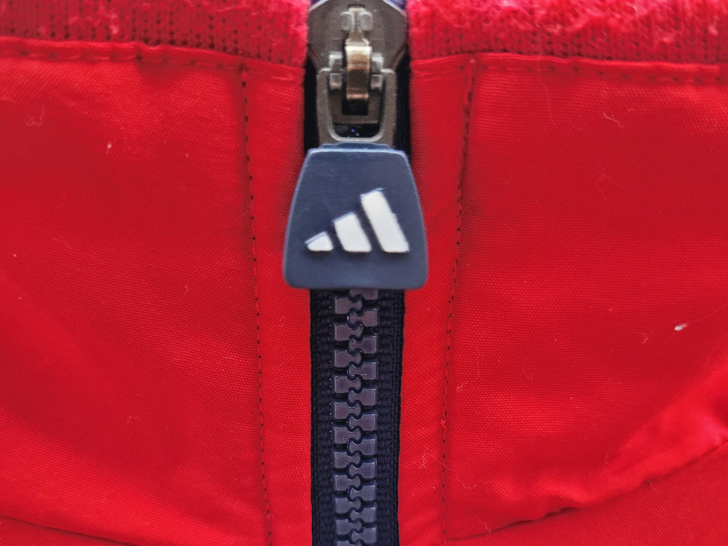 Adidas Vintage 90s Performance Colour Block Windbreaker Jacket Red Navy White – Size M