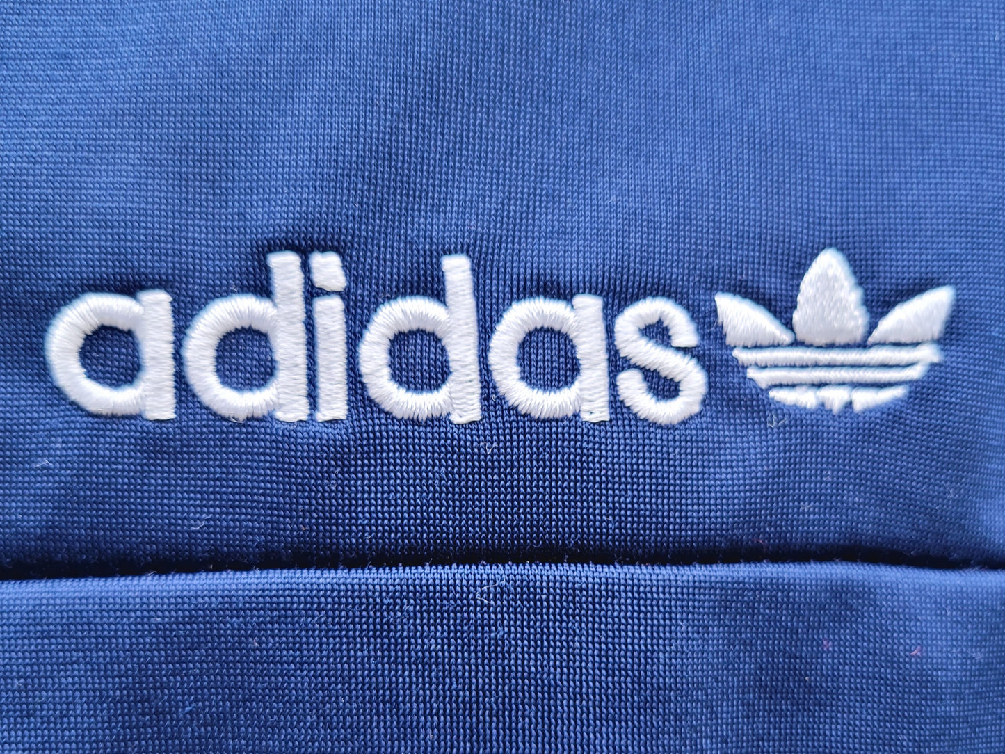 2015 Adidas Originals Navy 3-Stripes Track Top Size: Medium