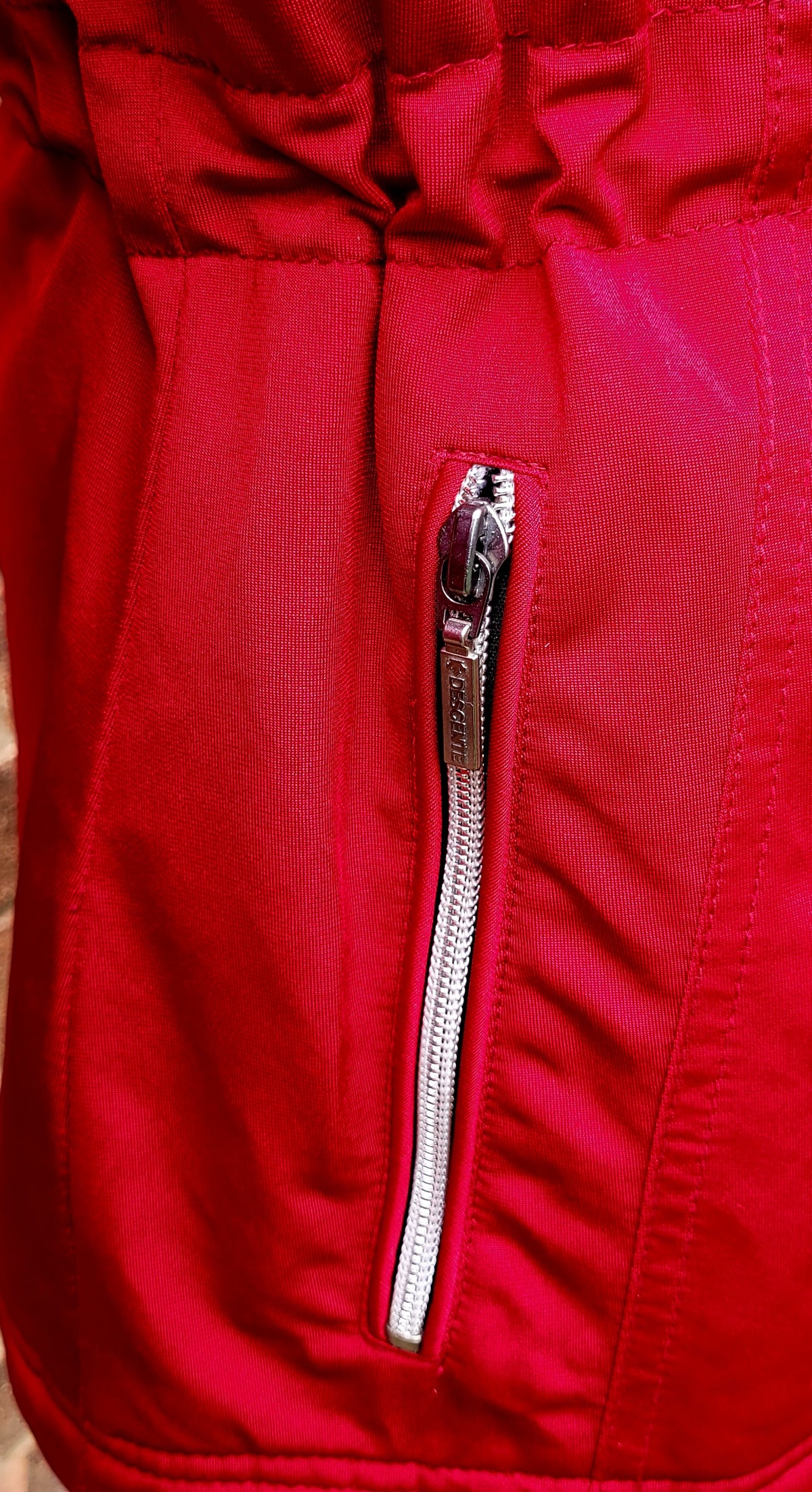 Vintage Descente Women's Insulated Ski Jacket Red Technical Winter Coat Made in Hong Kong Size: UK 10