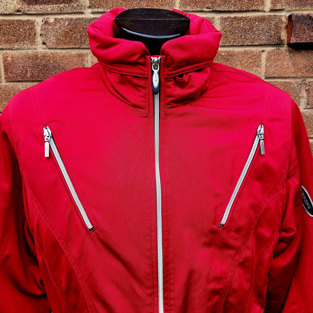 Vintage Descente Women's Insulated Ski Jacket Red Technical Winter Coat Made in Hong Kong Size: UK 10